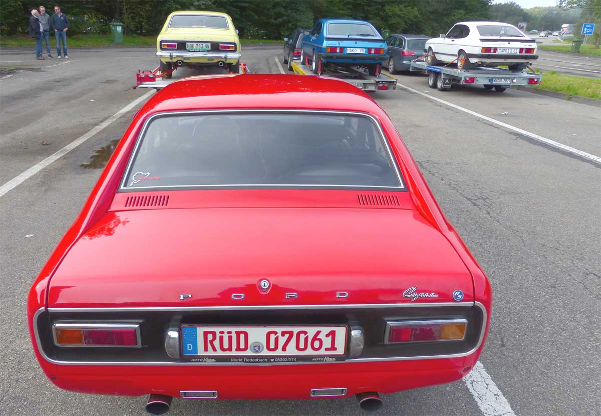 Treffpunkt A3: Lukas und Gregor Reininger trafen sich auf dem Weg nach Aldenhoven mit Clubkollege Carsten Greb und seiner Truppe. Vier Capri im Konvoi, es wurden viele Videos und Fotos von vorbeifahrenden Autos angefertigt. Treffpunkt A3: Lukas und Gregor Reininger trafen sich auf dem Weg nach Aldenhoven mit Clubkollege Carsten Greb und seiner Truppe. Vier Capri im Konvoi, es wurden viele Videos und Fotos von vorbeifahrenden Autos angefertigt.