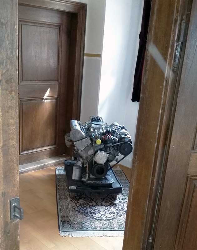 Reizvolle Kontraste in der Wildenburg - findet auch Birgit Lehmann. Reizvolle Kontraste in der Wildenburg - findet auch Birgit Lehmann.