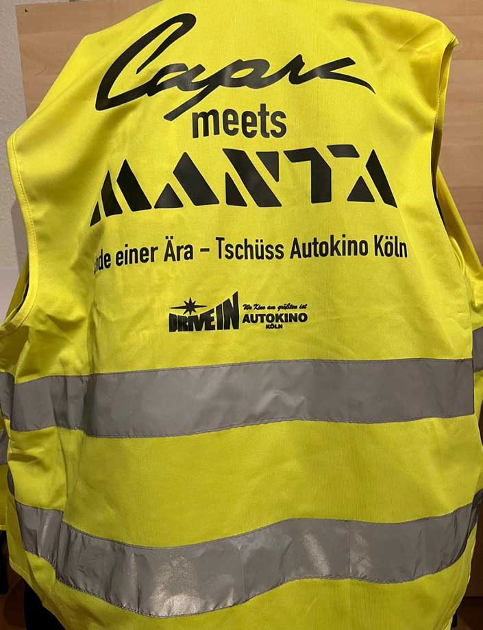 „Capri meets Manta – Ende einer Ära. Tschüss Autokino Köln“ „Capri meets Manta – Ende einer Ära. Tschüss Autokino Köln“