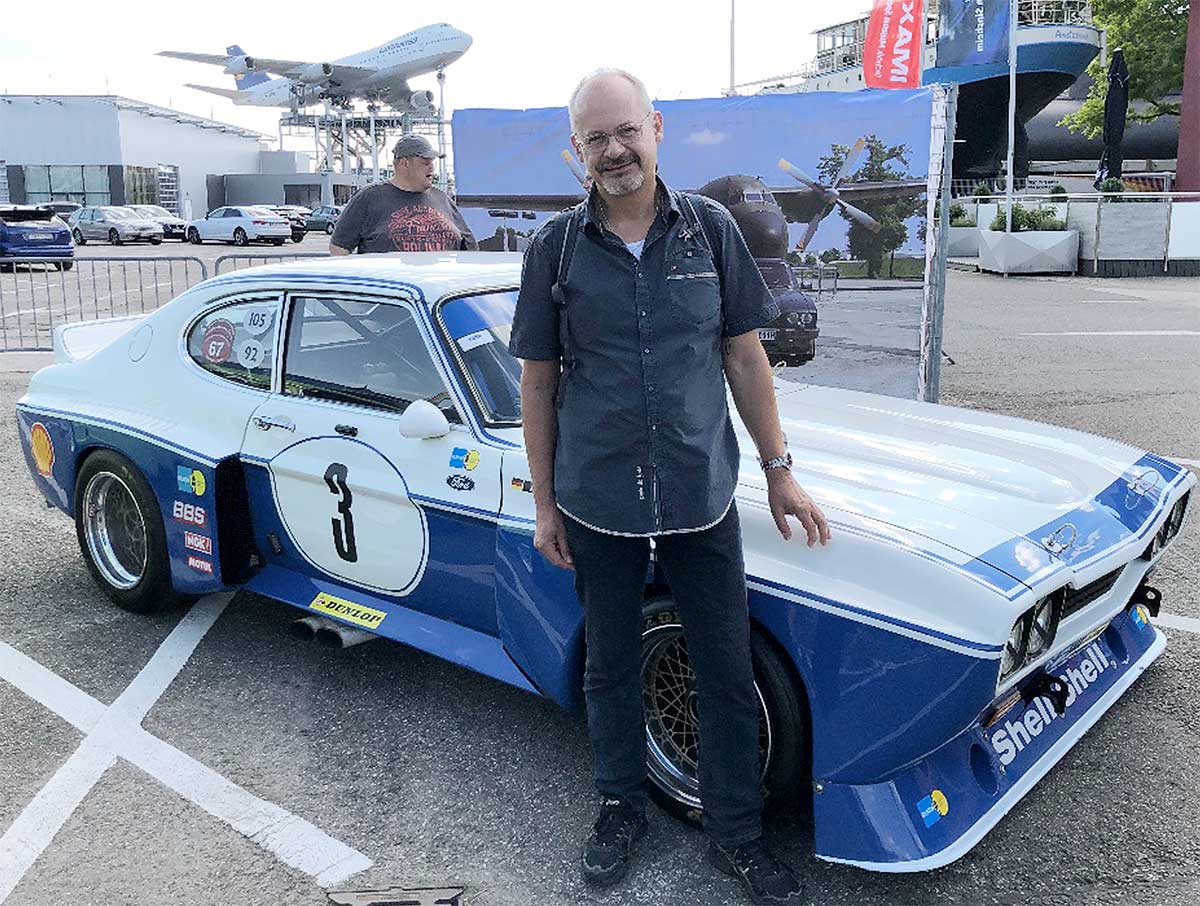 Der Renn-Capri und ich - 2019 in Speyer. Der Renn-Capri und ich - 2019 in Speyer.