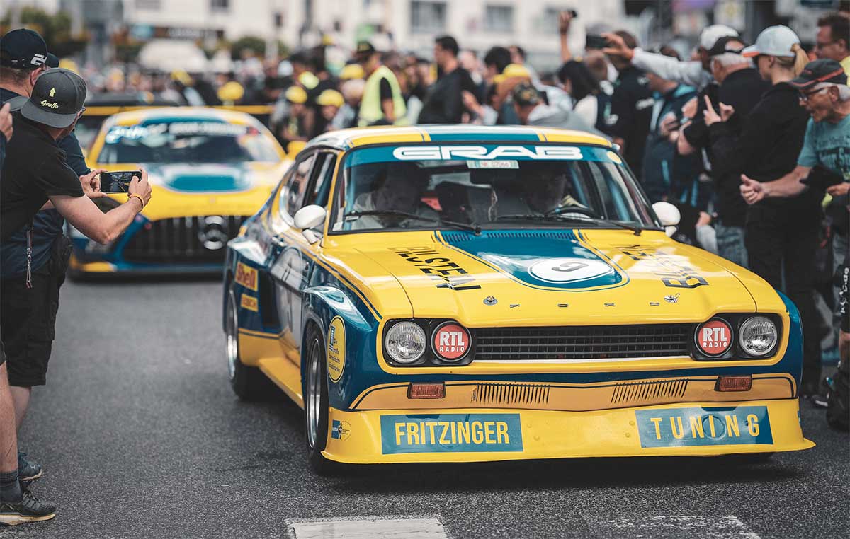 „Racingday“ in Adenau vor begeisterten Menschen. „Racingday“ in Adenau vor begeisterten Menschen.