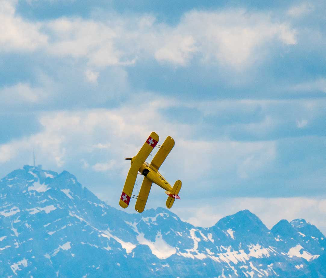 Spektakuläre Show am Himmel über der Messe Friedrichshafen. Spektakuläre Show am Himmel über der Messe Friedrichshafen.
