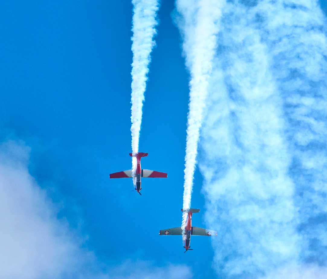 Spektakuläre Show am Himmel über der Messe Friedrichshafen. Spektakuläre Show am Himmel über der Messe Friedrichshafen.