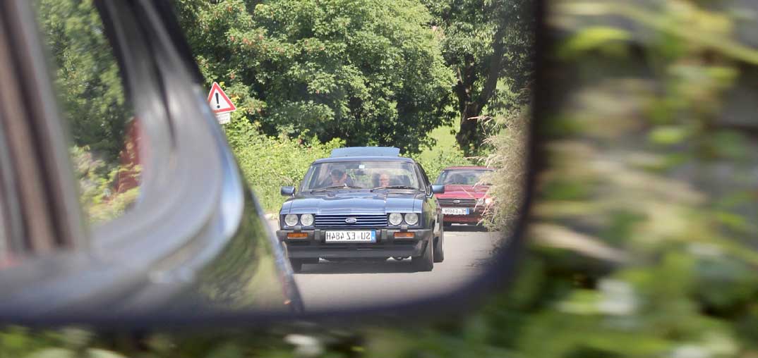 Und ganz wichtig: Auch mal in den Rückspiegel schauen. Und ganz wichtig: Auch mal in den Rückspiegel schauen.