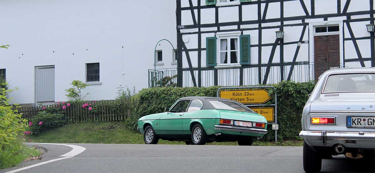 Es kann ja nicht immer nach Köln (siehe Straßenschild) gehen. Es kann ja nicht immer nach Köln (siehe Straßenschild) gehen.