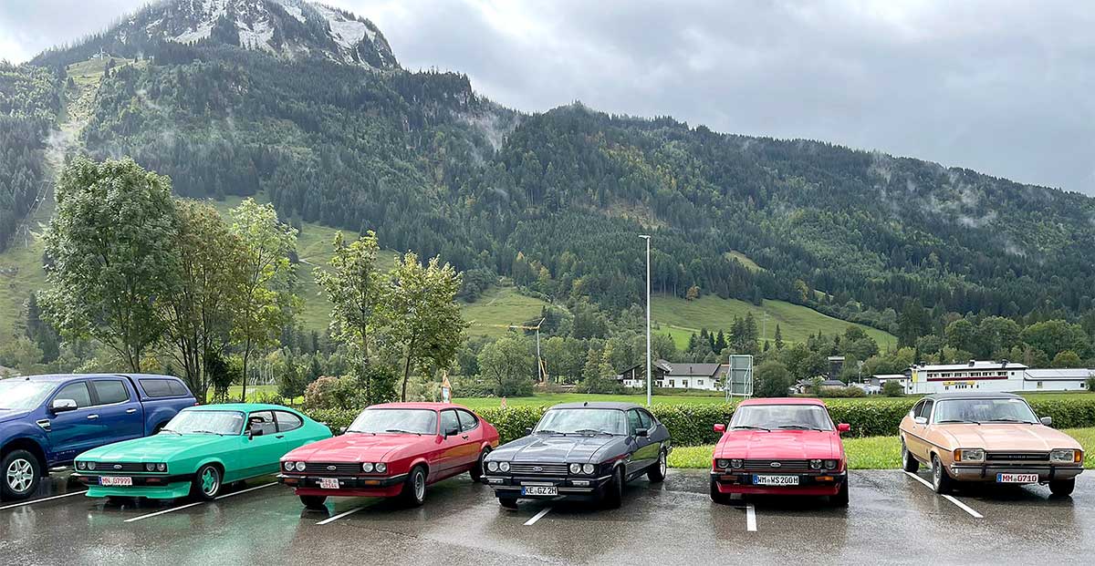Die fünf Capri vor dem Imberger Horn in Bad Hindelang. Die fünf Capri vor dem Imberger Horn in Bad Hindelang.