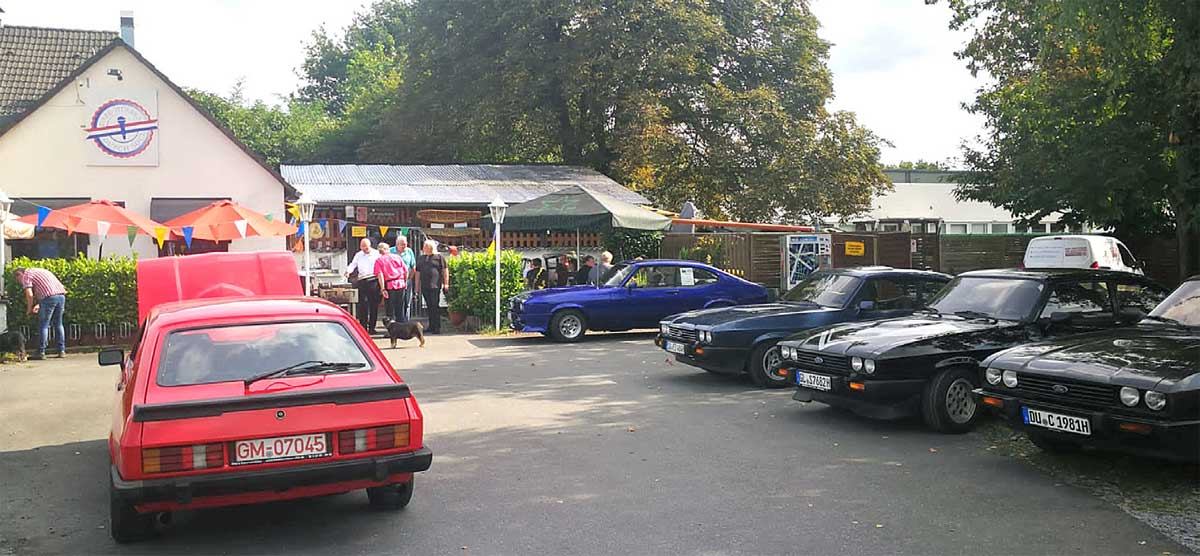 Coupés und Menschen mit Seele vor dem „Dutch Soul“. Coupés und Menschen mit Seele vor dem „Dutch Soul“.