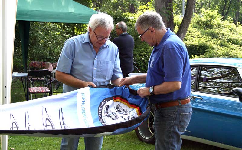 Im Capri Club Deutschland hilft man sich. Im Capri Club Deutschland hilft man sich.