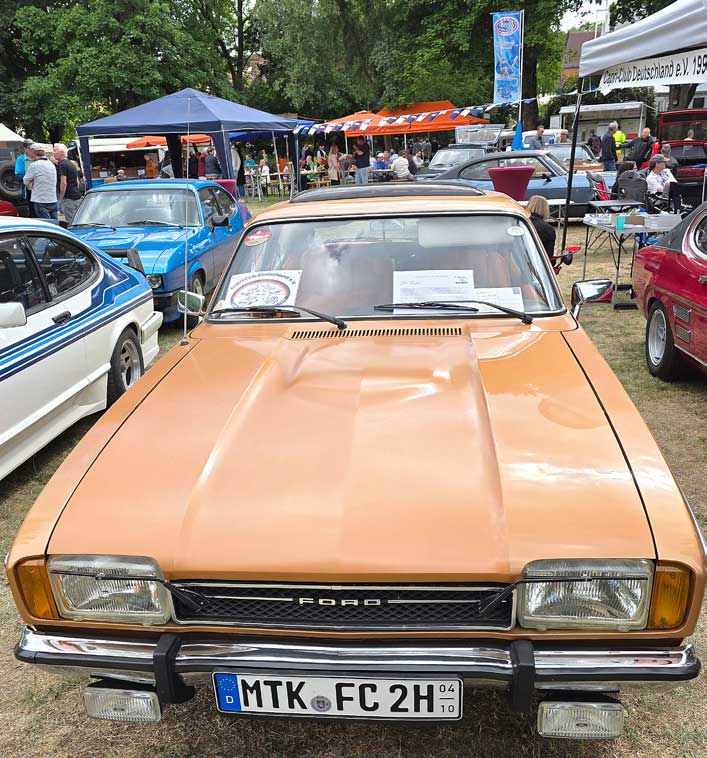 Den Besuchern konnten Capri aus allen Baureihen präsentiert werden. Den Besuchern konnten Capri aus allen Baureihen präsentiert werden.