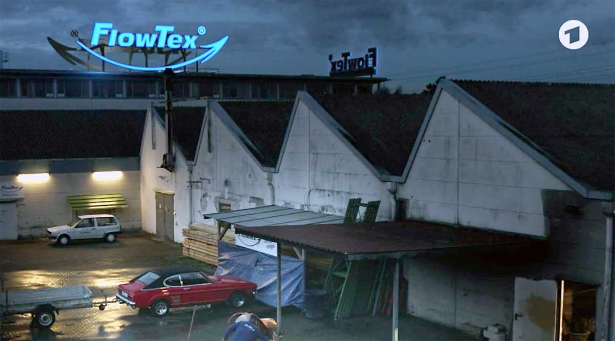 Der Name der Firma Flow Tex aus dem Film „Big Manni“ entspricht dem Original: So legte Manfred Schmider 1999 einen Milliardenbetrug hin. Der Name der Firma Flow Tex aus dem Film „Big Manni“ entspricht dem Original: So legte Manfred Schmider 1999 einen Milliardenbetrug hin..