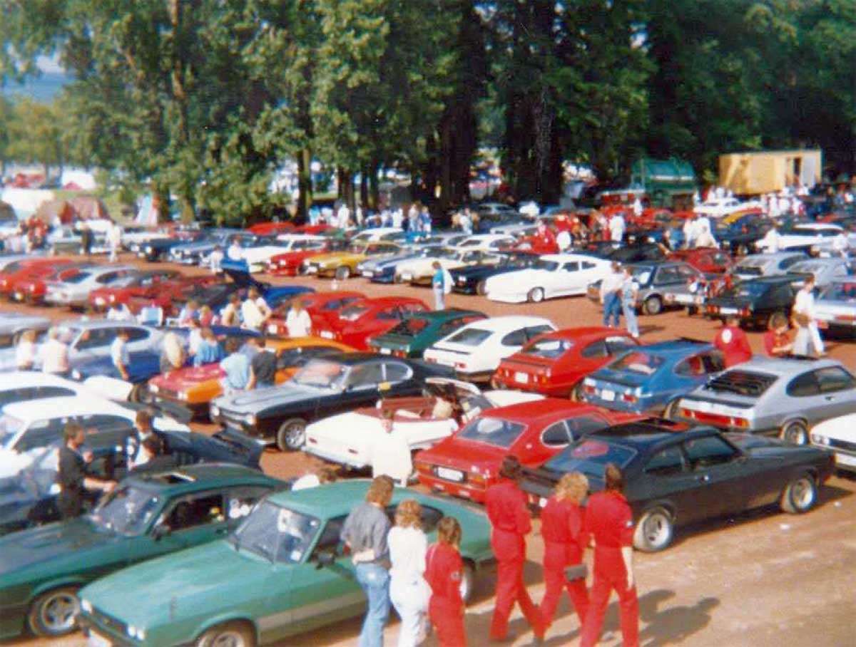 Mühelos kamen Ende der 1980-er, Anfang der 1990-er Jahre hunderte Capris bei den Treffen zusammen. Mühelos kamen Ende der 1980er, Anfang der 1990er Jahre hunderte Capri bei den Treffen zusammen.