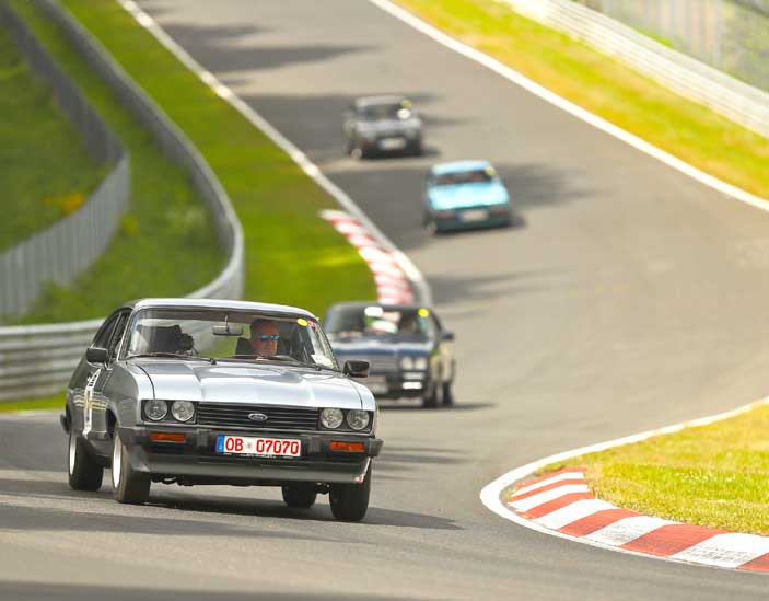 Eine geführte Runde auf der legendären Nordschleife. Eine geführte Runde auf der legendären Nordschleife.