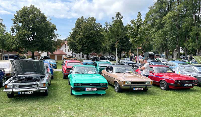 Die Fahrzeuge des Capri Team Weilheim-Schongau in Palling. Die Fahrzeuge des Capri Team Weilheim-Schongau in Palling.