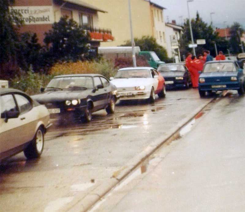Damals wars: Dieter Johannes´ Capri parkt vor dem 3 Liter. Damals wars: Dieter Johannes´ Capri parkt vor dem 3 Liter.