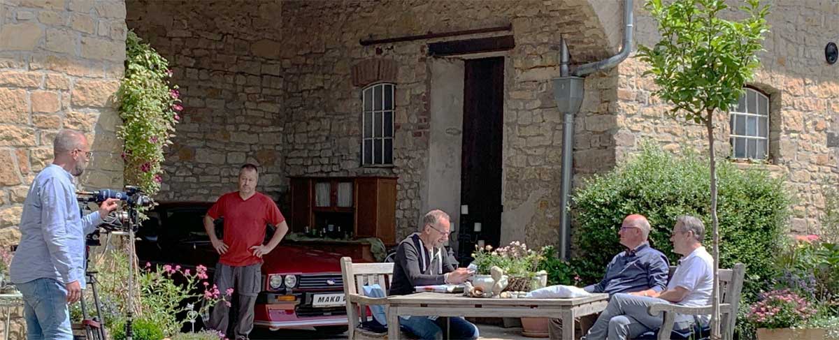 „Mit Thorsten am Tisch“: Walter Winkler und Marc Keiterling erklären, wie es zu ihren Langzeitbeziehungen kommt und sprechen generell über ihre Leidenschaft. Material für allein 30 Minuten - mindestens. „Mit Thorsten am Tisch“: Walter Winkler und Marc Keiterling erklären, wie es zu ihren Langzeitbeziehungen kommt und sprechen generell über ihre Leidenschaft. Material für allein 30 Minuten - mindestens.