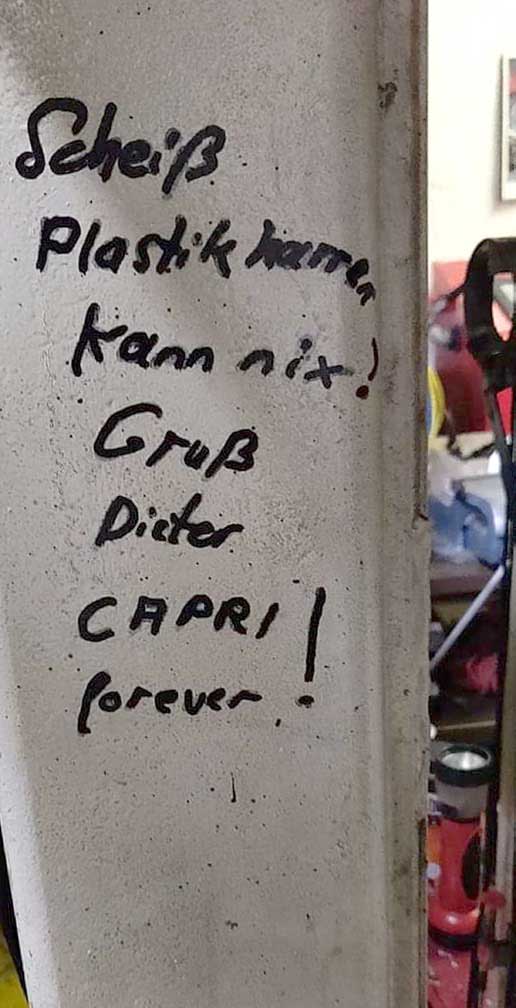 Hebebühne mit Dieters Widmung. Hebebühne mit Dieters Widmung.