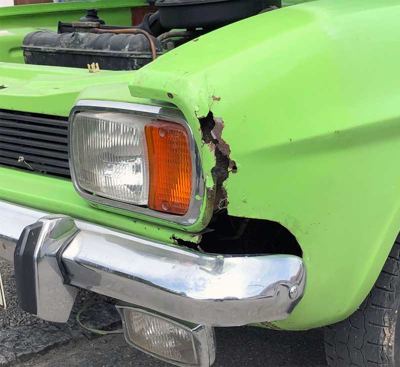 Bei der Restauration gibt´s einiges zu tun. Bei der Restauration gibt´s einiges zu tun.