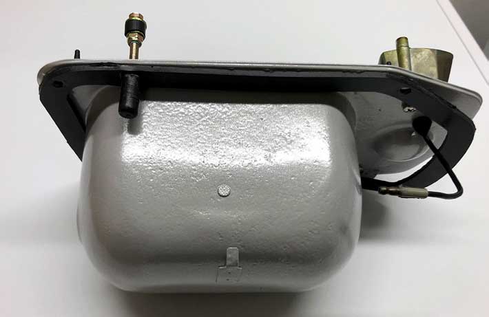 Strahlende Augen beim Entladen - neues „Augenlicht“ für den Capri. Strahlende Augen beim Entladen - neues „Augenlicht“ für den Capri.