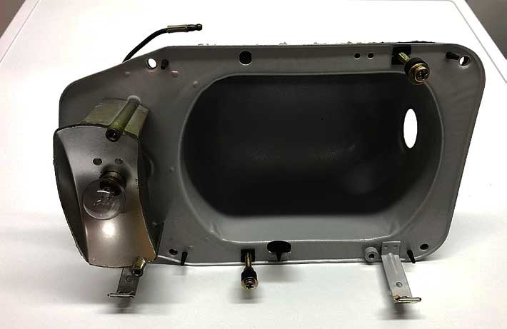 Strahlende Augen beim Entladen - neues „Augenlicht“ für den Capri. Strahlende Augen beim Entladen - neues „Augenlicht“ für den Capri.