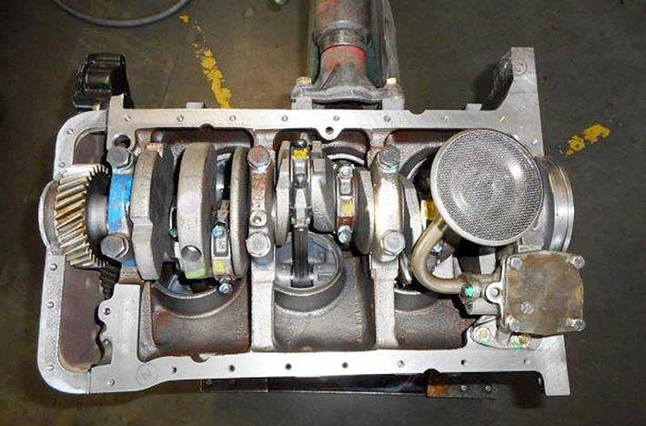 Alles neu - beim Gasgeben und beim Bremsen. Alles neu - beim Gasgeben und beim Bremsen.