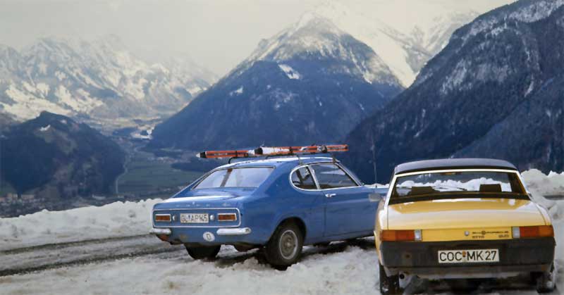 Bunte Farben auf dem Alpenpass. Bunte Farben auf dem Alpenpass.