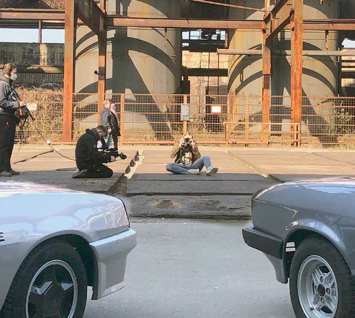 Fotografin Daniela Loof (Mitte) knipst nur für den Film - und für uns. Fotografin Daniela Loof (Mitte) knipst nur für den Film - und für uns.