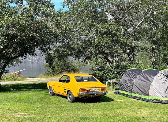 Capri aus Deutschland im Fokus und noch ein reizvoller Platz zur Nächtigung. Capri aus Deutschland im Fokus und noch ein reizvoller Platz zur Nächtigung.