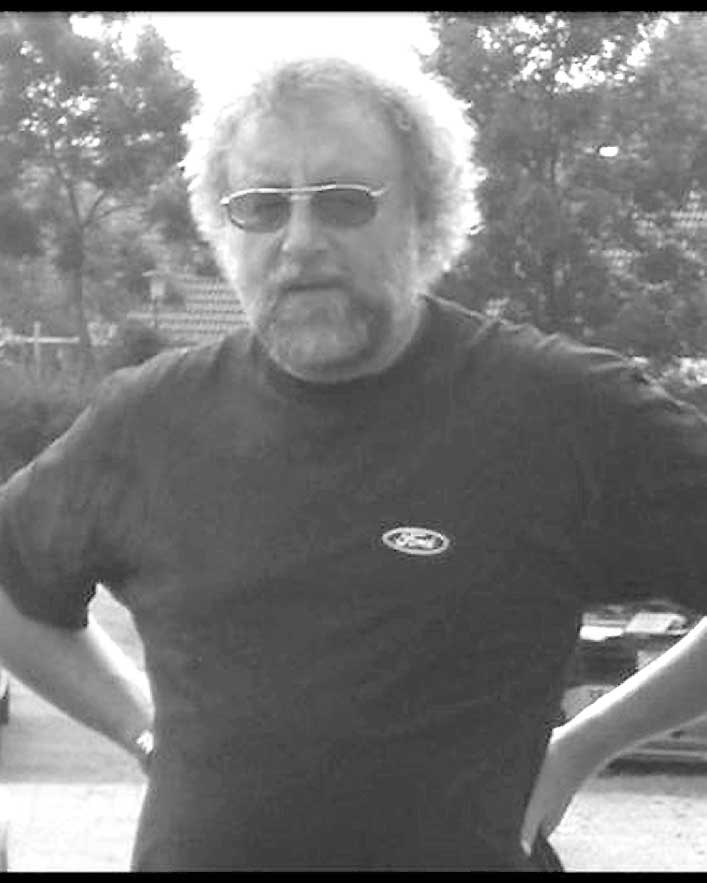 Erich Lutz verstarb 63-jährig am 18. September 2015. Erich Lutz verstarb 63-jährig am 18. September 2015.