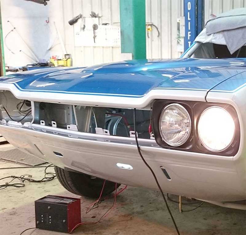 Ein erstes „Augenzwinkern“: Auto ist zufrieden. Ein erstes „Augenzwinkern“: Auto ist zufrieden.