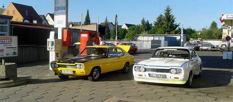 Die Tankstelle mit angeschlossener Garage im Lumdatal (die Zapfsäulen wurden mittlerweile entfernt) ist ein wunderbarer Spielplatz für autobegeisterte Herren. Die Tankstelle mit angeschlossener Garage im Lumdatal (die Zapfsäulen wurden mittlerweile entfernt) ist ein wunderbarer Spielplatz für autobegeisterte Herren.