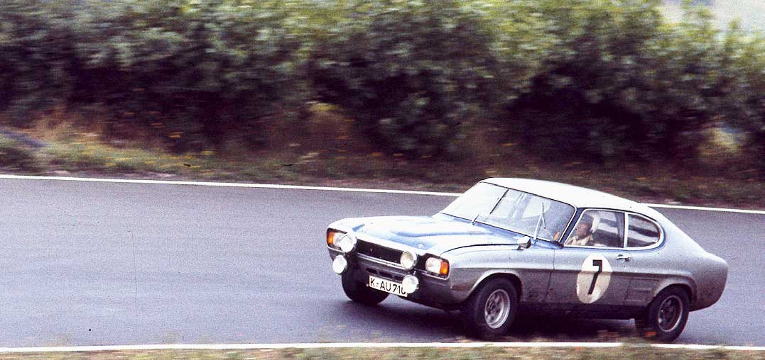 2300 GT während der 84 Stunden (am Steuer Piot/Schenken/Glemser). 2300 GT während der 84 Stunden (am Steuer Piot/Schenken/Glemser).