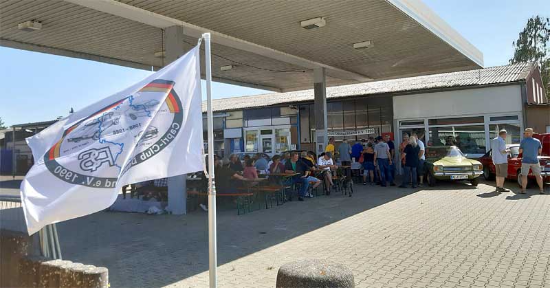Die CCD-Fahne wehte zum Workshop 2024 auf der alten Tankstelle der Capri Freunde Lumdatal. Die CCD-Fahne wehte zum Workshop 2024 auf der alten Tankstelle der Capri Freunde Lumdatal.
