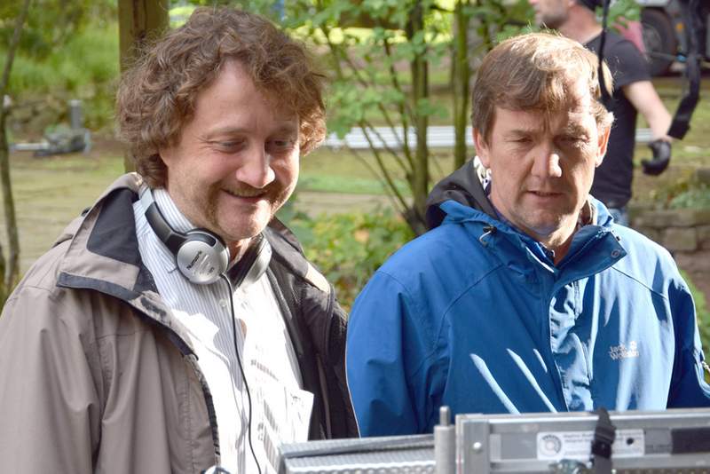 Regisseur Matthias Kutschmann (links) und Kameramann Gerhard Schirlo. Regisseur Matthias Kutschmann (links) und Kameramann Gerhard Schirlo.