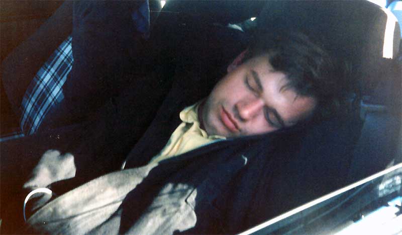 Wer viel arbeitet, muss auch mal ruhen. Der noch etwas jüngere Dieter hat es sich im Capri bequem gemacht. Wer viel arbeitet, muss auch mal ruhen. Der noch etwas jüngere Dieter hat es sich im Capri bequem gemacht.